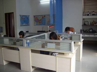 金朗日太陽能技術(shù) 為工廠打造高效太陽能發(fā)電與照明系統(tǒng)解決方案